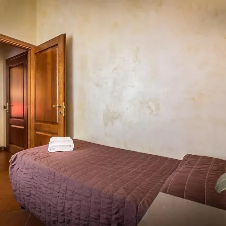ラブホテル Tuscany Love Delle Tele-firenze フィレンツェ